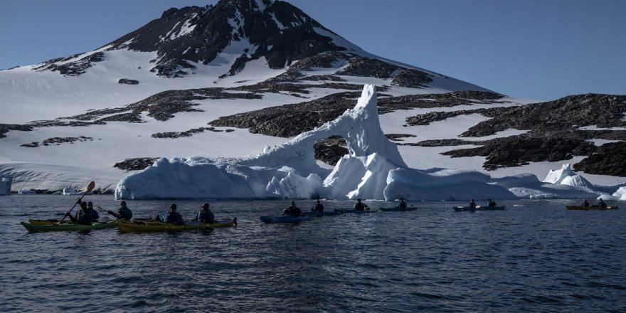 Türk Bilim İnsanları Antarktika’da Turizmin Etkilerini Araştırıyor   