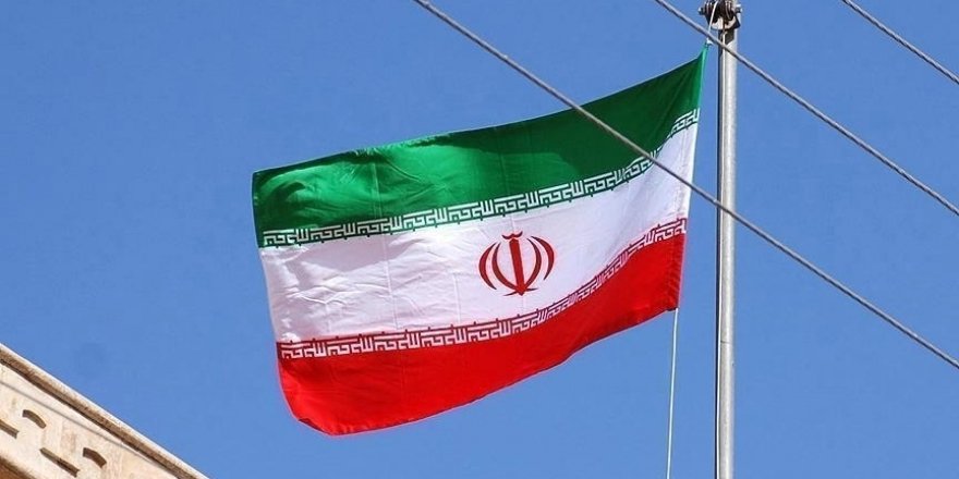 İran, "Kaçak Akaryakıt Taşıyan" Bir Gemiyi Alıkoydu