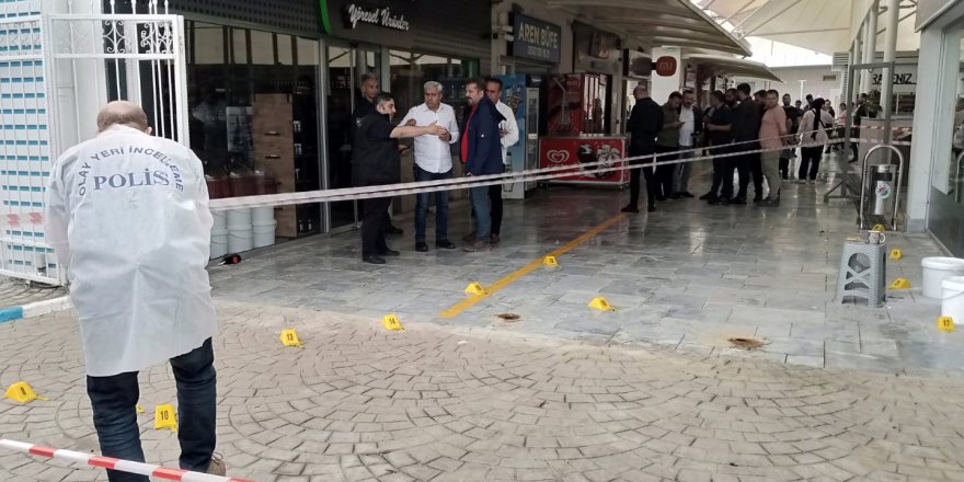 Antalya Balık Çarşısında Silahlı Saldırı