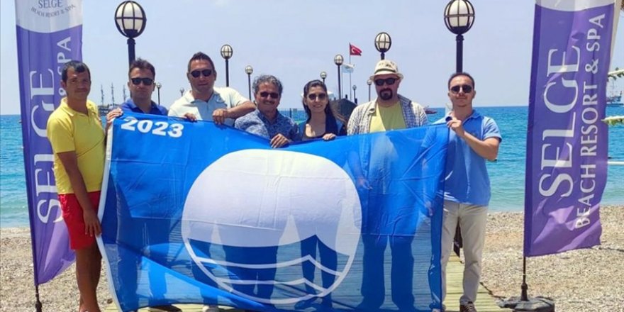 Antalya'da 12 Tesise Mavi Bayrak Asıldı