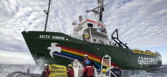 İspanya, Greenpeace gemisi Arctic Sunrise’a el koydu