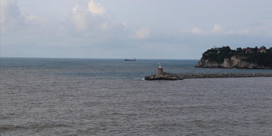 Zonguldak'ta Selin Ardından Denize Girilmesine İzin Verilmiyor