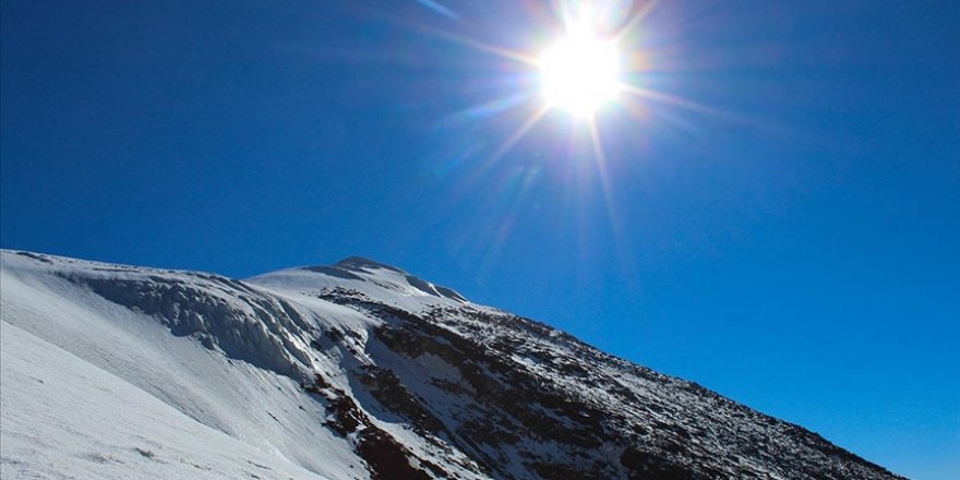 Karadeniz'de Isınma Derinlere Ulaşmaya Başladı