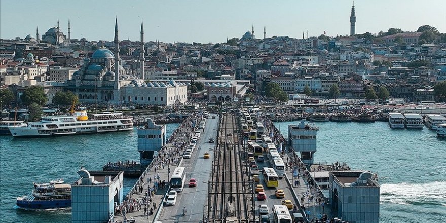 Galata Köprüsü'nde Yenileme Çalışmasının İlk Etabı Başladı