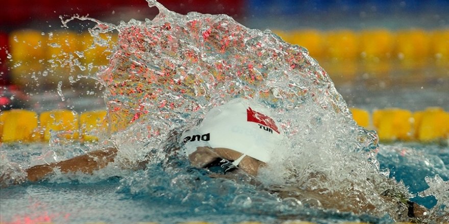 Milli Yüzücü Kuzey Tunçelli, Gençlerde Dünya Şampiyonu Oldu