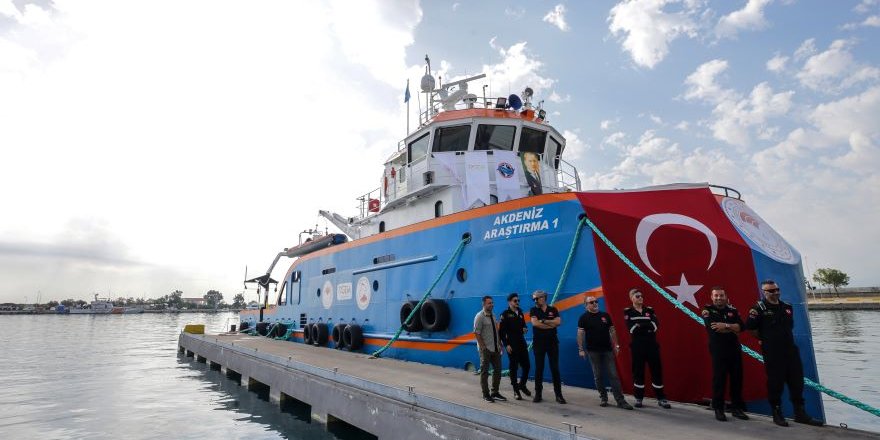 "Akdeniz Araştırma 1" Gemisi, Lübnan'a Uğurlandı