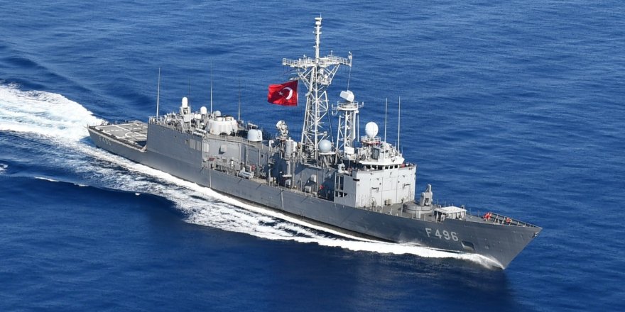 TCG Gökova, Libya Açıklarında İkmal Eğitimi Yapıyor