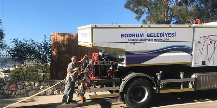 Bodrum'da Evlere Tankerlerle Su Taşınıyor