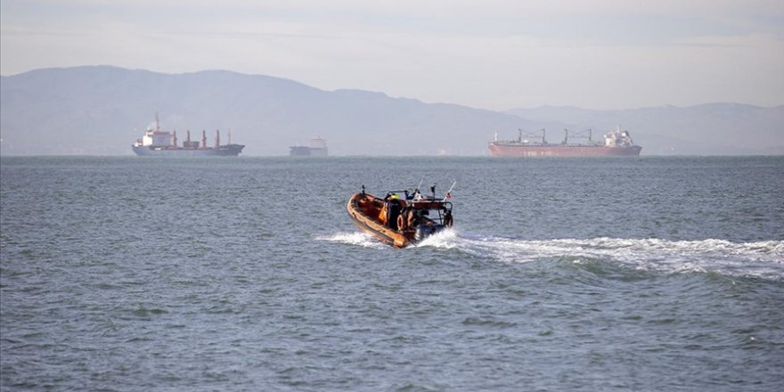 Zonguldak'ta Batan Geminin Kayıp 7 Personelini Arama Çalışmaları Sürüyor