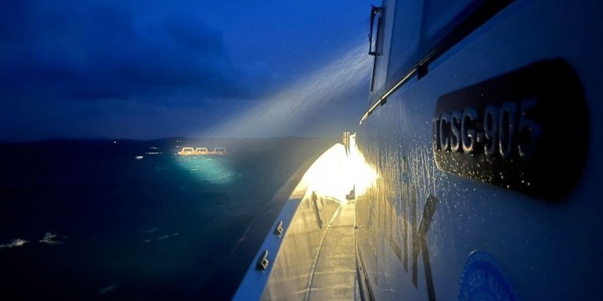 Ayvalık’ta 45 Göçmen Yakalandı