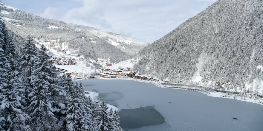 Uzungöl Buz Tuttu