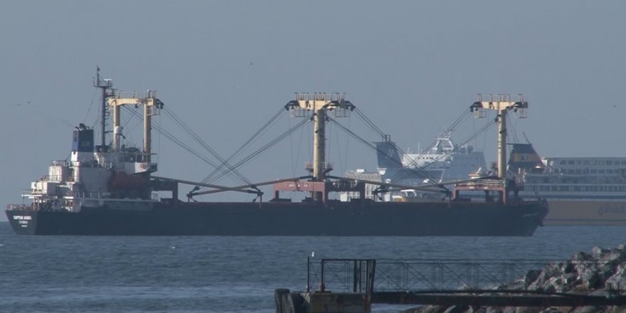 İstanbul Boğazı’nda 2 Gemi Çatıştı