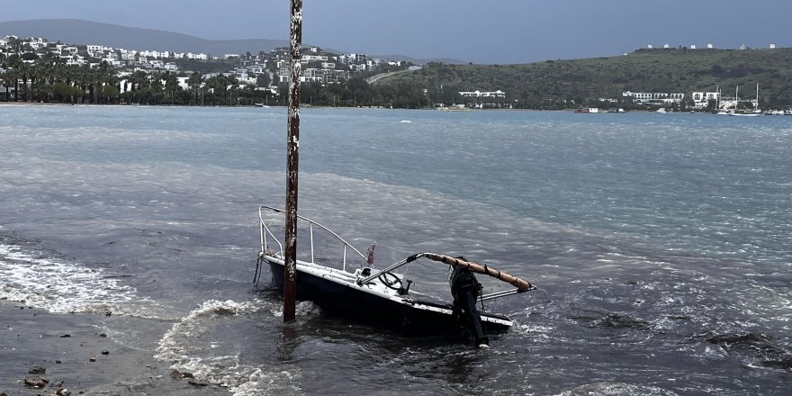 Bodrum’da Fırtına ve Sağanak Etkili Oldu