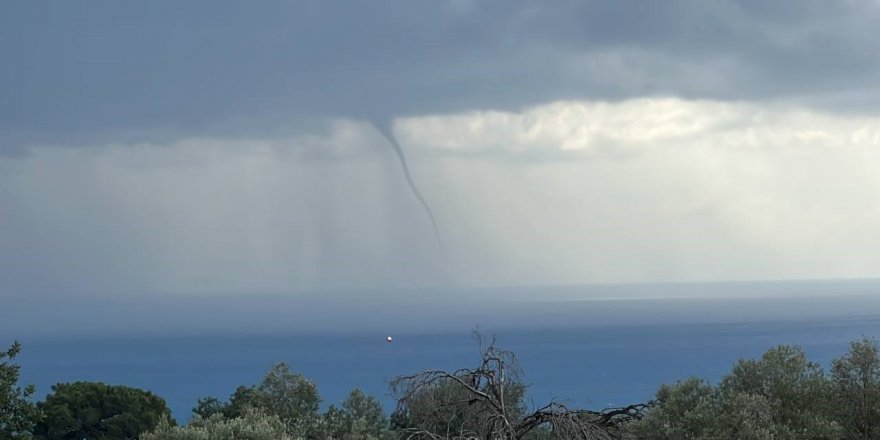 Alanya’da Aynı Anda 5 Hortum ve Dolu Yaşandı