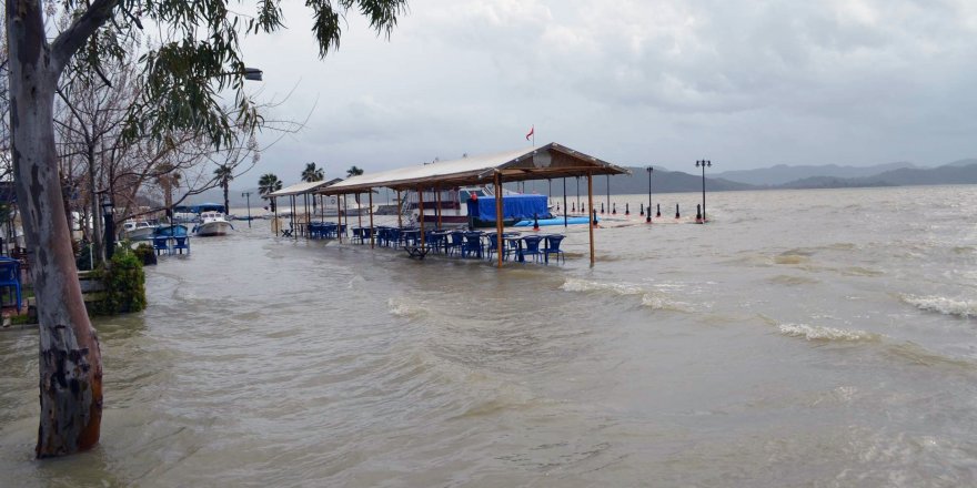 Meteroloji’den Sel, Dolu ve Fırtına Uyarısı