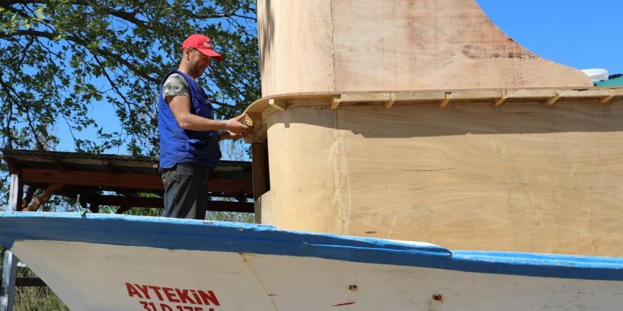 Av Yasağıyla Birlikte Balıkçılar Tekne ve Ağlarını Onarmaya Başladı