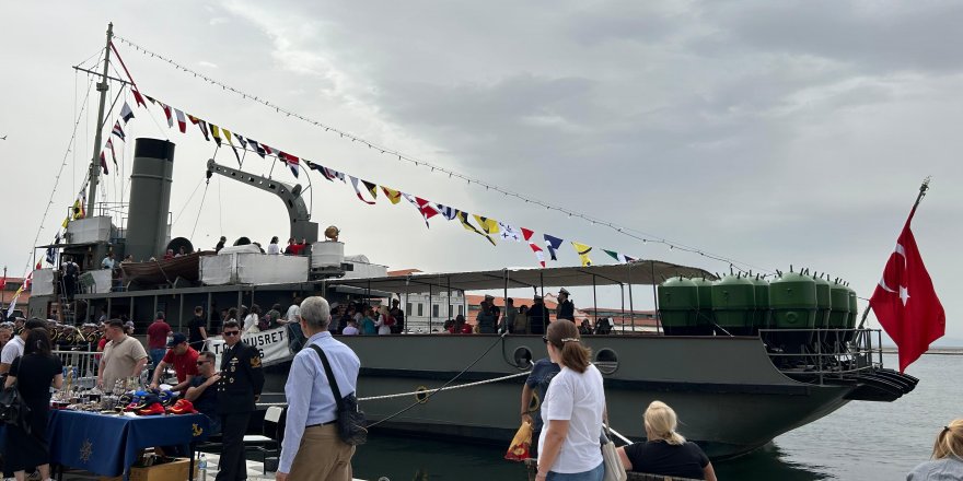 TCG Nusret Müze Gemisi, İzmir’de Ziyarete Açıldı