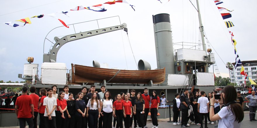 TCG Nusret Müze Gemisi, Mersin'de Ziyarete Açıldı