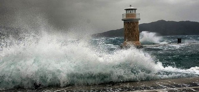 Ege ve Akdeniz'de fırtına uyarısı
