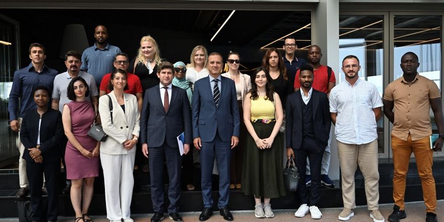 İMEAK DTO’da Uluslararası Deniz Hukuku ve Enerji Sektörü Görüşmeleri