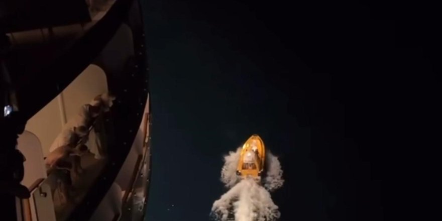 Marmara Adası Açıklarında Yolcu Gemisinde Panik: 1 Kişi Denize Düştü