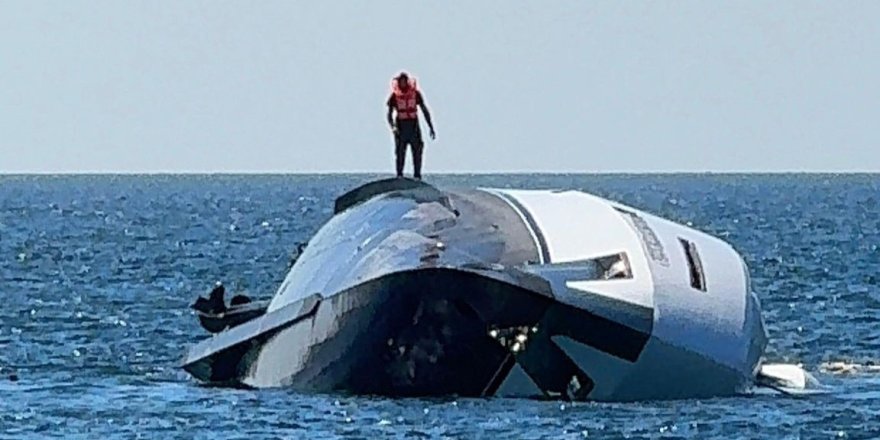 Zonguldak'ta Lüks Yat Denize İndikten 15 Dakika Sonra Battı