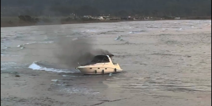 Akyaka’da Tekne Yangını