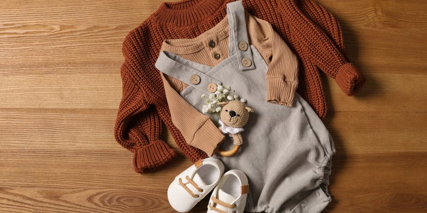 Kıyafetlerle Başlayan Hikâyeler: Kız Çocuk Alt Üst Takımları