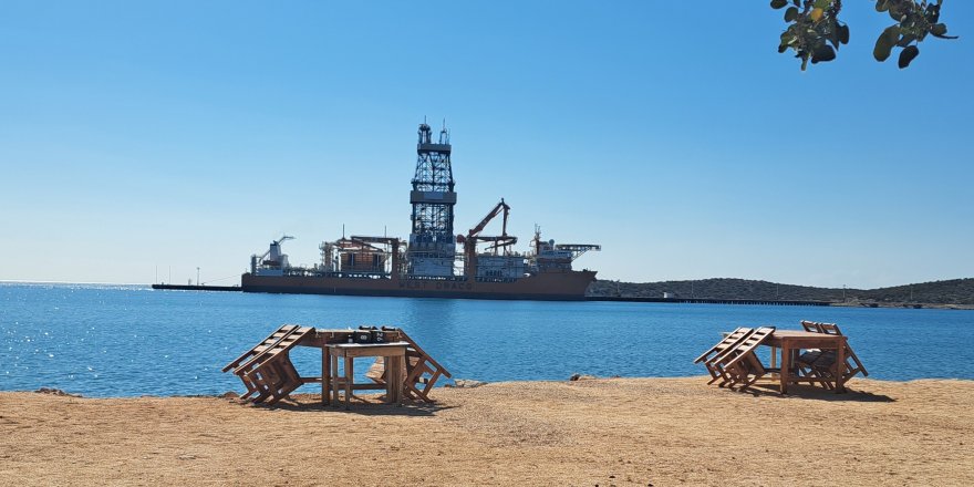 Türkiye'nin 228 Metrelik Denizdeki Yeni Gücü: 'West Draco' Limana Yanaştı