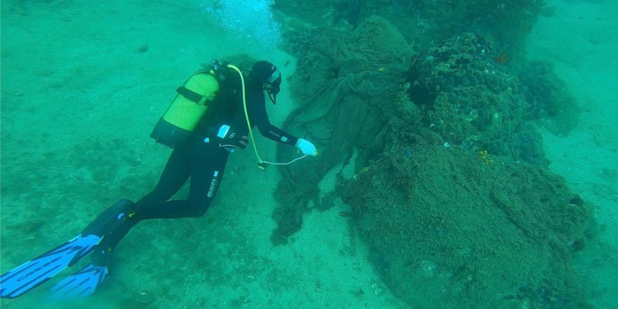 Çanakkale’de 9 Yılda Denizden 34 Bin 620 Metrekarelik Hayalet Ağ Çıkarıldı