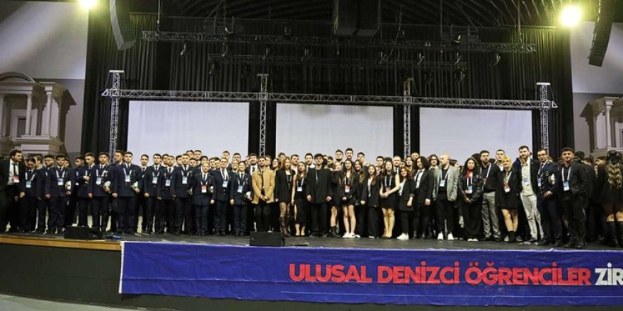 Türk Denizciliğinin Gençliği ve Deneyimi “Birlikte Zirveye” Yol Alıyor