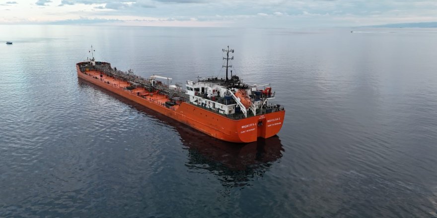 MIDVOLGA-2 Tankeri Karadeniz’de Saldırıya Uğradı: 13 Personelin Durumu İyi, Gemi Sinop’a Ulaştı