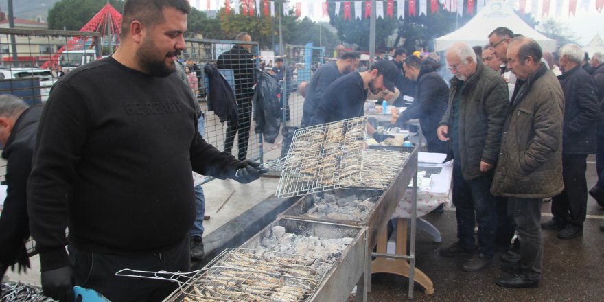 Binlerce Vatandaş Hamsi Festivalinde Buluştu: 7 Ton Hamsi Tüketildi