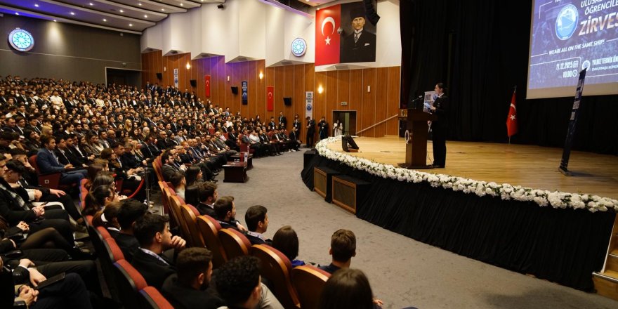 Ulusal Denizci Öğrenciler Zirvesi YTÜ Davutpaşa’da Dev Katılımla Gerçekleşti