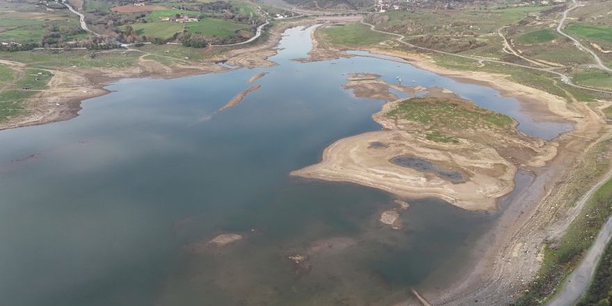 İstanbul’da Isı Adaları Yağışları Engelliyor: Barajlar Alarm Veriyor