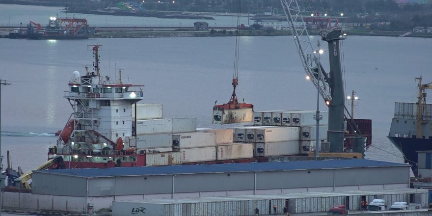 Dron Saldırısına Uğrayan Gemi Samsun Limanı’na Demirledi