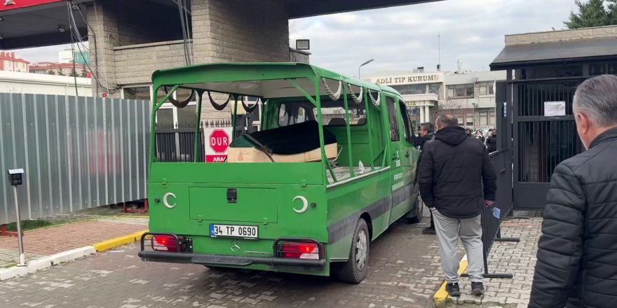 Rus Yüzücüye Ait Olduğu Değerlendirilen Ceset Adli Tıp Kurumu'na Getirildi