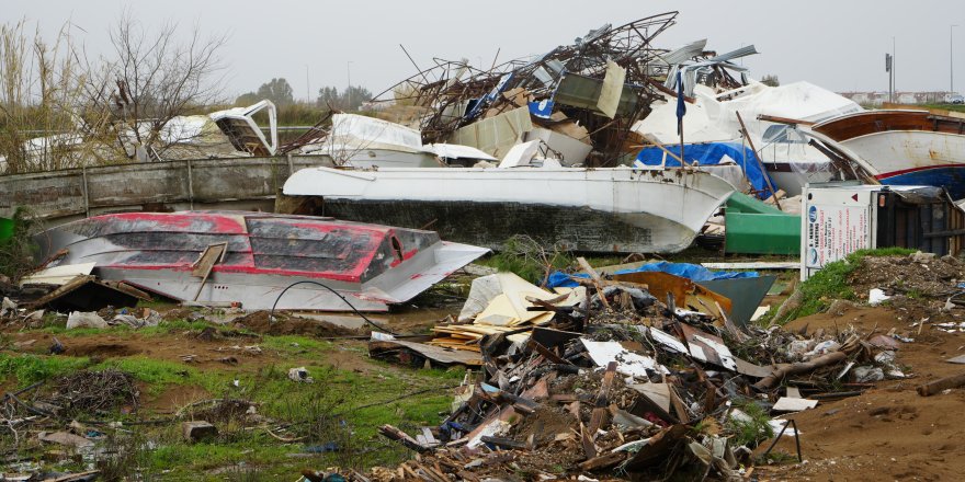 Aksu'da Sel ve Hortum Felaketi: Milyonluk Tekneler Parçalandı