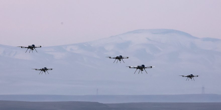 Türkiye'de Bir İlk: STM’nin Sürü İHA’ları Gerçek Mühimmatla Hedefi Vurdu