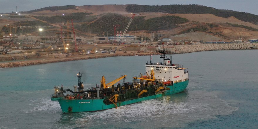 Albayrak Grubu, Geniş Filosuyla Liman Altyapılarına Güç Katıyor