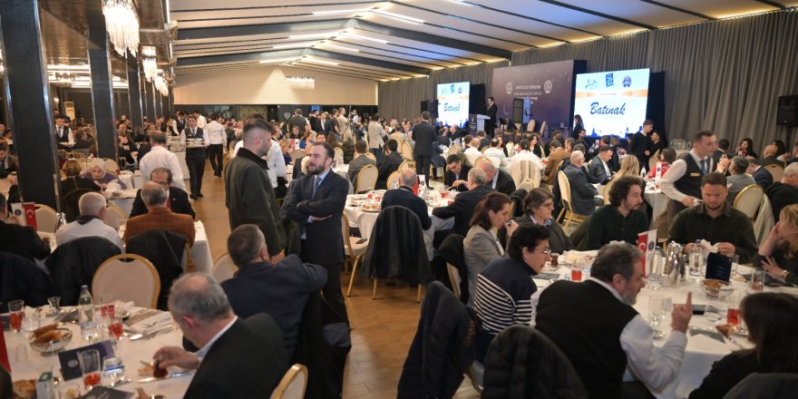 Gemi Brokerleri Derneği'nin İftar Yemeği Denizcilik Sektörünü Buluşturdu