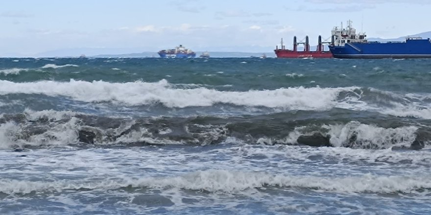 İskenderun Körfezi'nde Denizde Çekilme Yaşandı