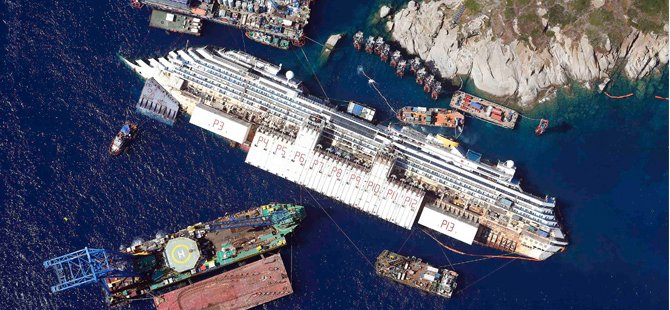 Savcıdan Costa Concordia kaptanına: 'Pervasız salak'