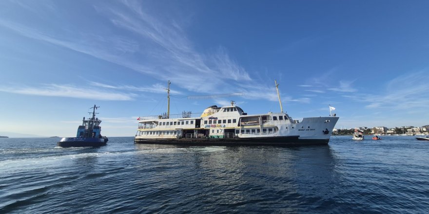 Tuzla'daki Mehmet Akif Ersoy Vapuru Yeniden İstanbul'a Hizmet Edecek