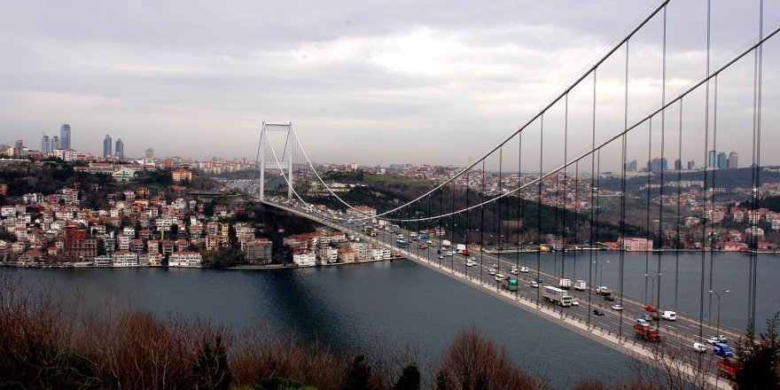 Bayramda Otoyol ve Köprülerden 12,3 Milyon Araç Geçti