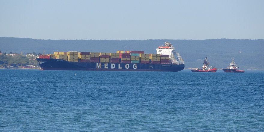 Çanakkale Boğazı'nda Konteyner Gemisi Makine Arızası Yaptı