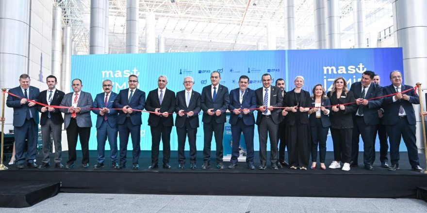 İzmir’de Denizcilik Rüzgârı: MAST Boat Show Kapılarını Açtı