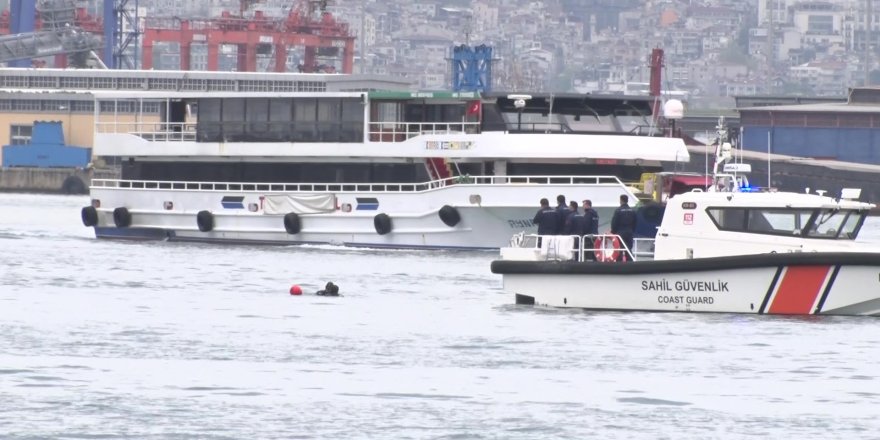 Kadıköy Vapurunda Kaybolan Kadını Arama Çalışmaları Devam Ediyor