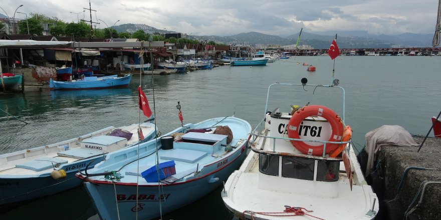 Kıyı Balıkçıları Hava Sıcaklığının Artmasını Bekliyor