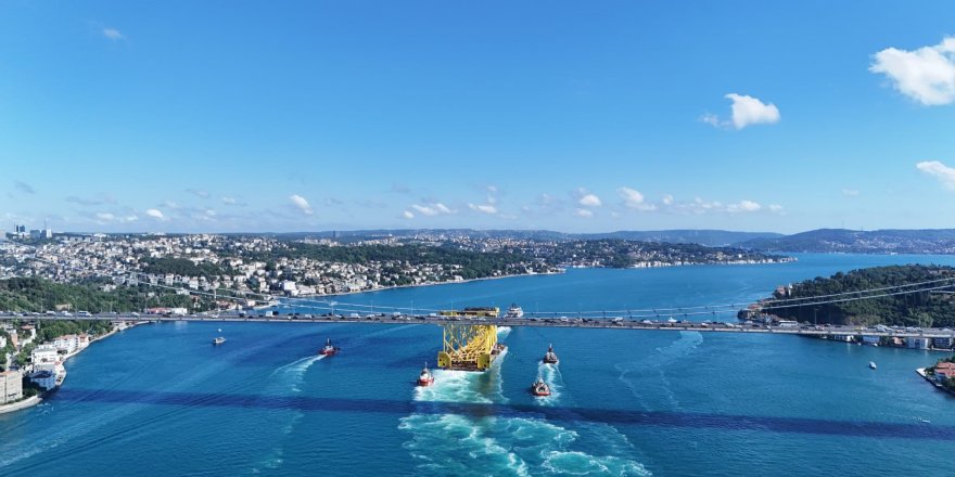 350 Metrelik Sondaj Platformu İskelesi Dron İle Görüntülendi